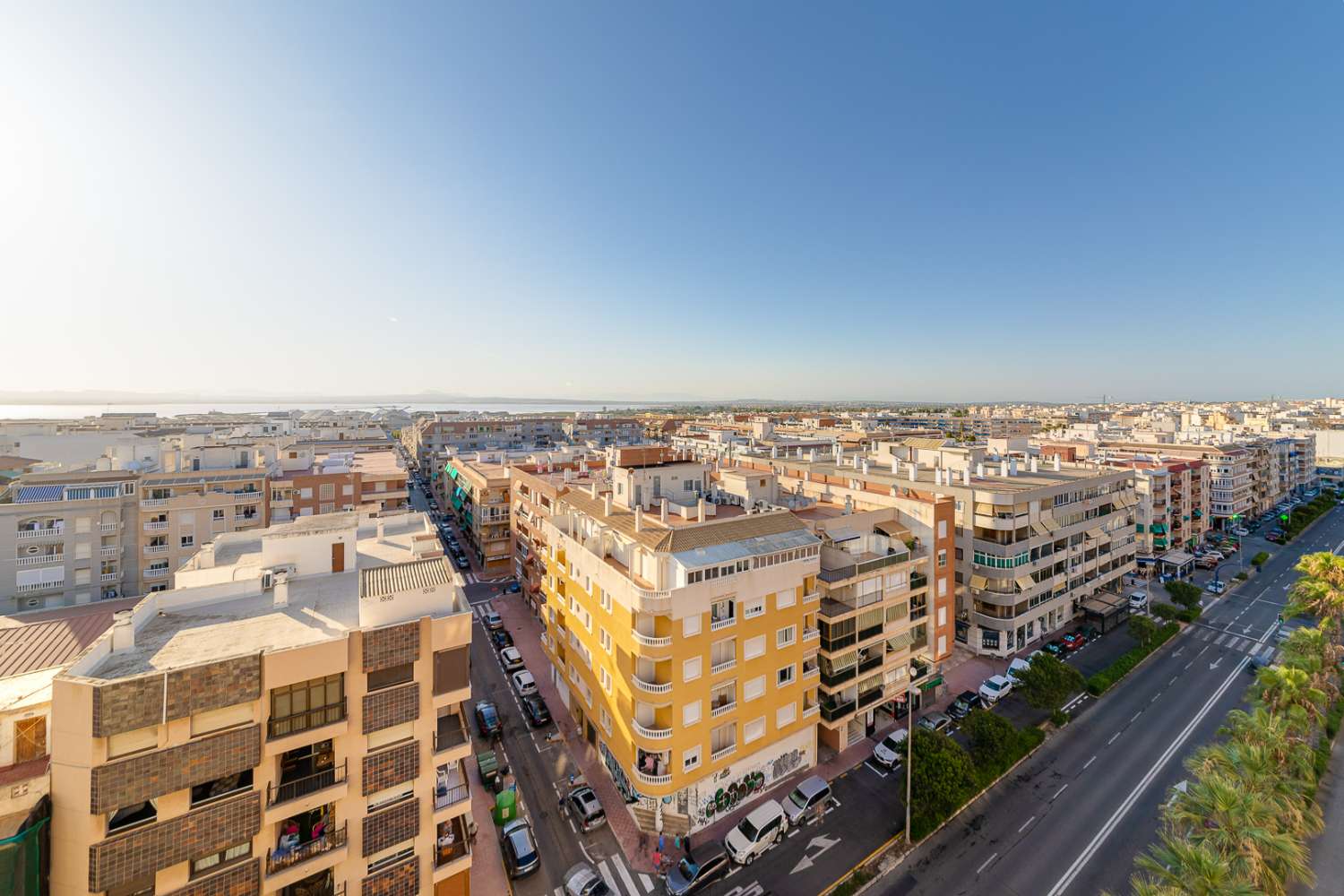 Beachfront Apartment with Direct Sea Views in Playa del Acequión, Torrevieja