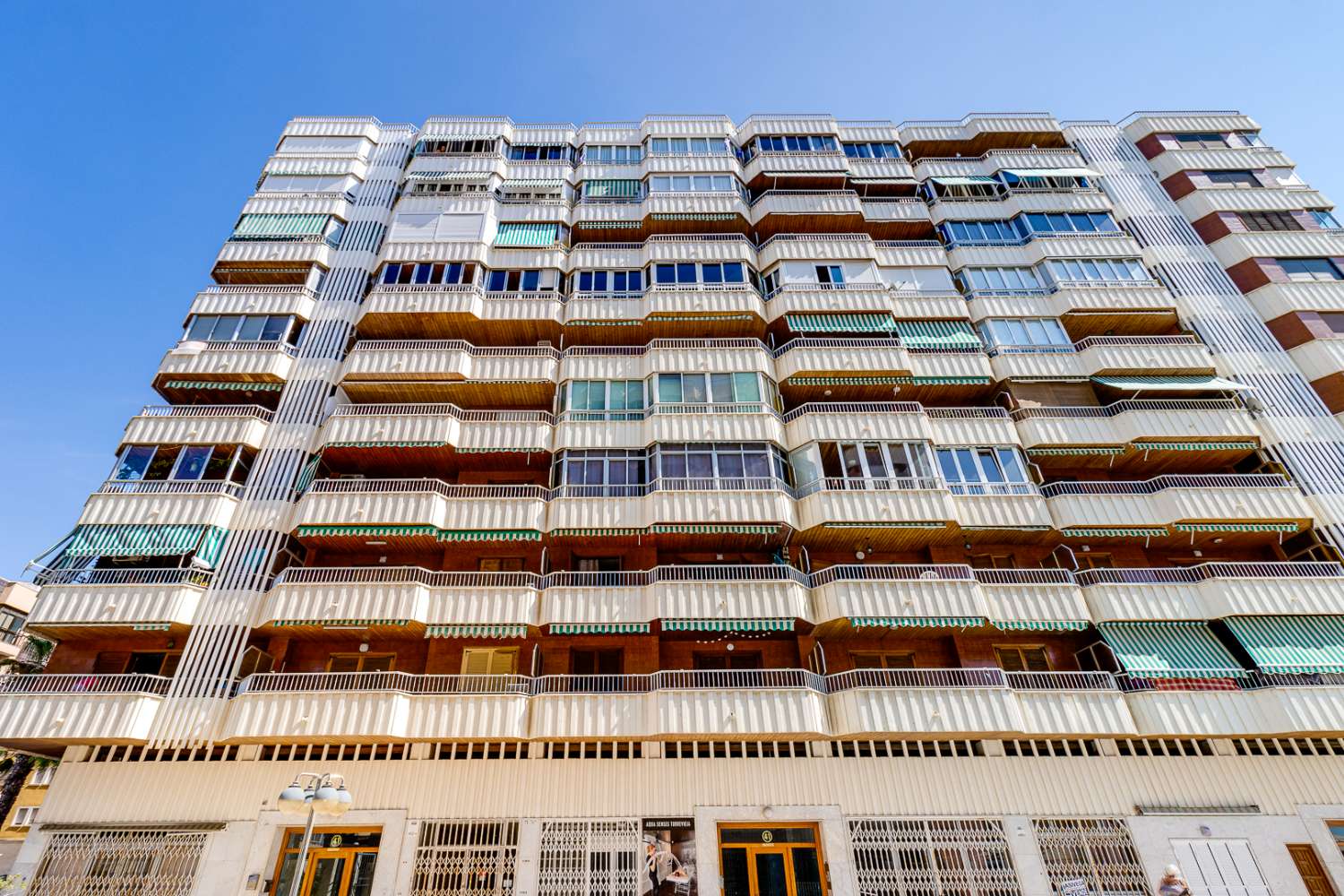 Beachfront Apartment with Direct Sea Views in Playa del Acequión, Torrevieja