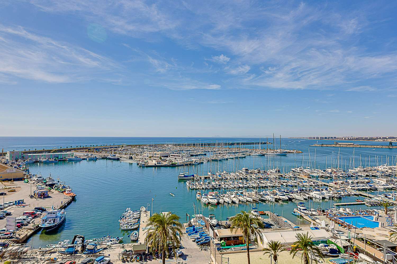 Beachfront Apartment with Direct Sea Views in Playa del Acequión, Torrevieja