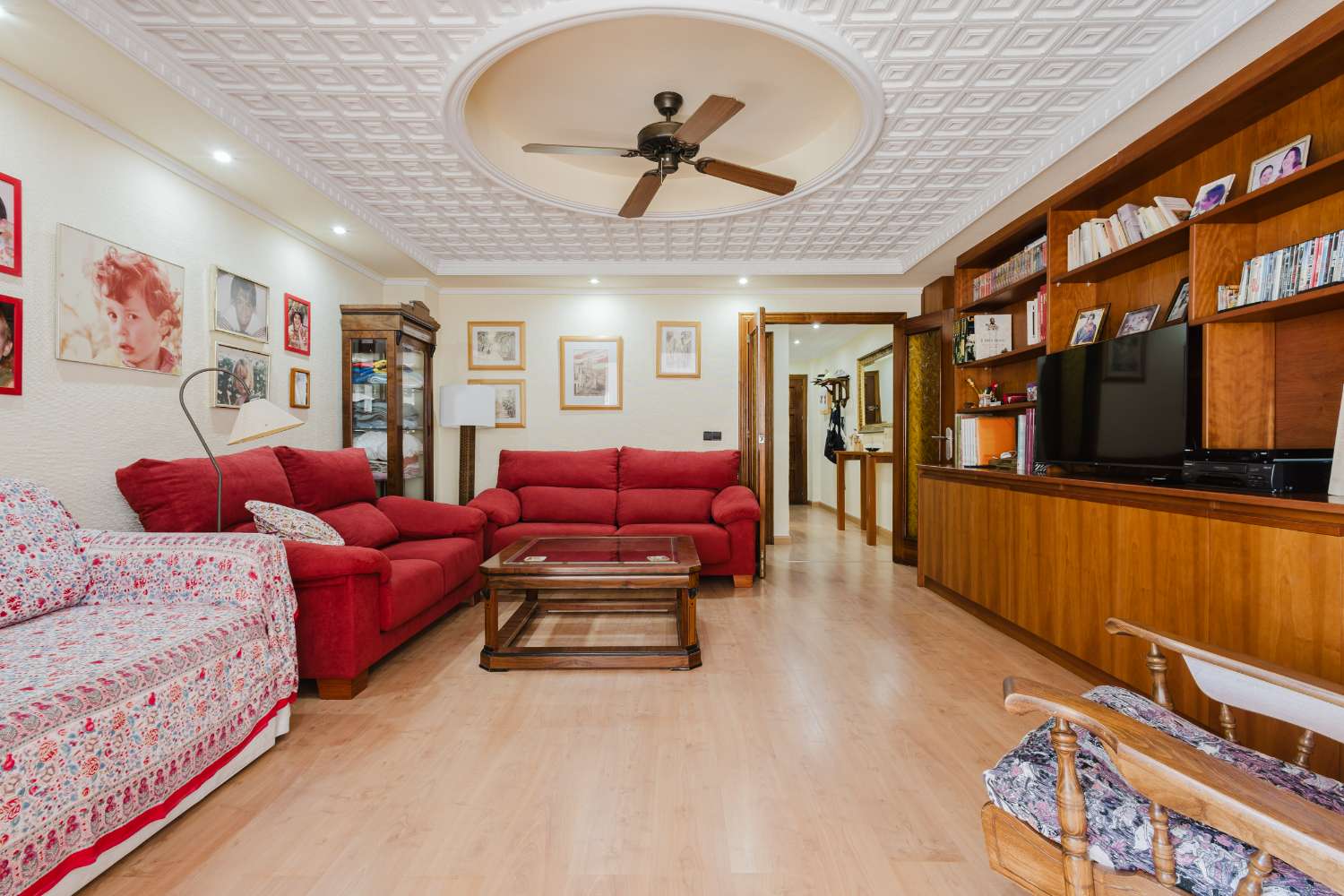 Frontline Beach Property with Sea Views in Playa del Acequión, Torrevieja