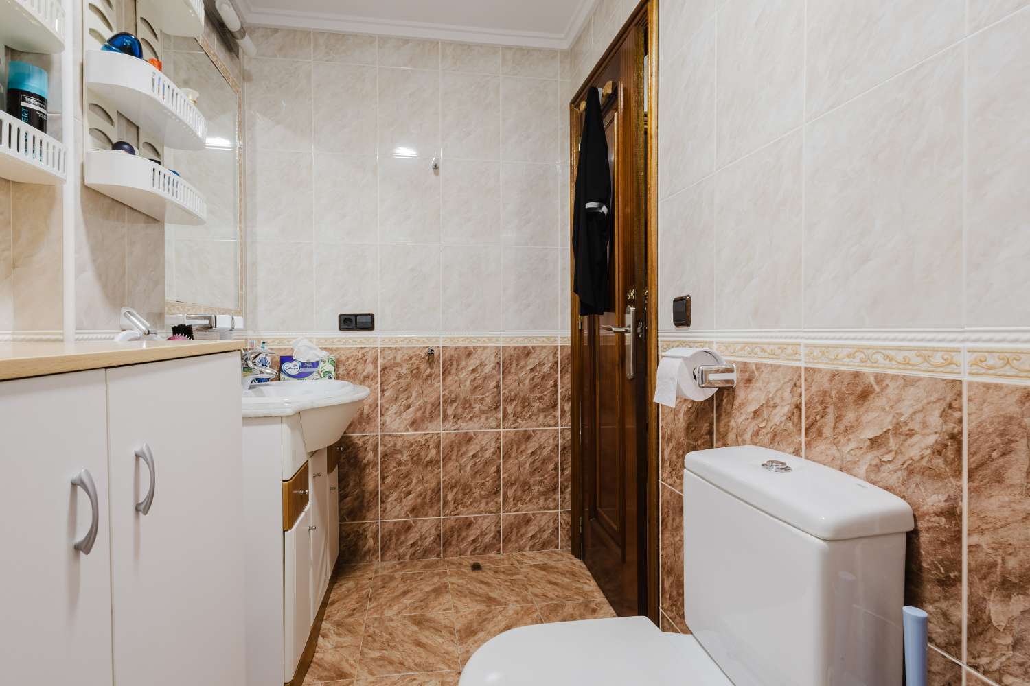 Frontline Beach Property with Sea Views in Playa del Acequión, Torrevieja