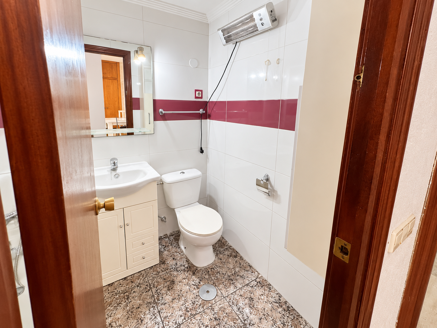 Property with Communal Pool Near the Beach in Playa de Los Náufragos, Torrevieja