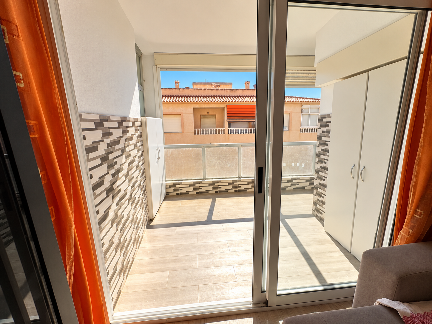 Property with Communal Pool Near the Beach in Playa de Los Náufragos, Torrevieja