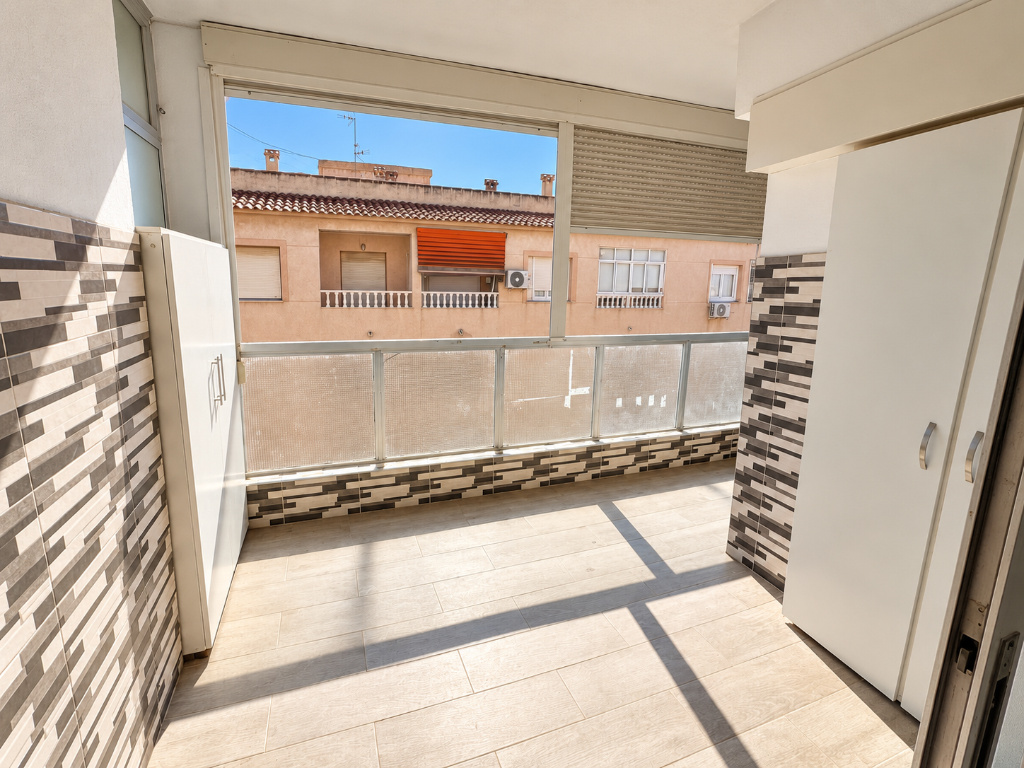 Property with Communal Pool Near the Beach in Playa de Los Náufragos, Torrevieja