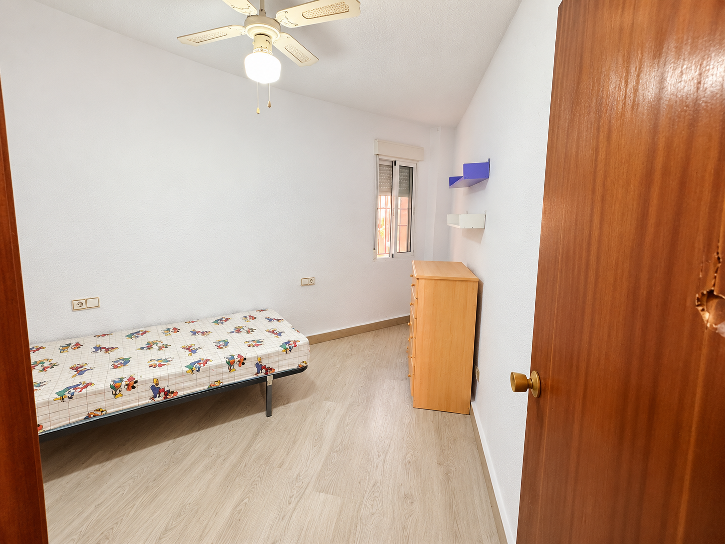 Property with Communal Pool Near the Beach in Playa de Los Náufragos, Torrevieja
