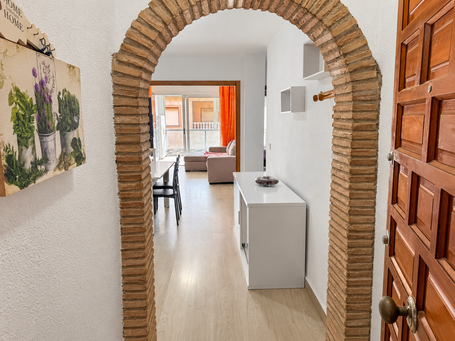 Property with Communal Pool Near the Beach in Playa de Los Náufragos, Torrevieja