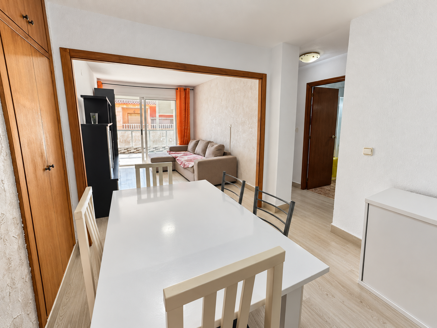 Property with Communal Pool Near the Beach in Playa de Los Náufragos, Torrevieja