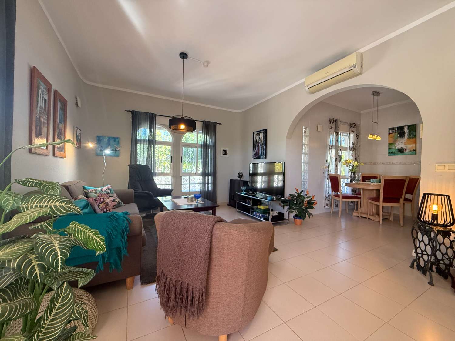 Villa preciosa con piscina privada y 3 dormitorios