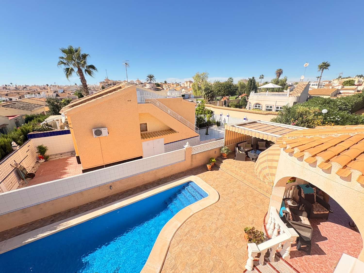 Villa preciosa con piscina privada y 3 dormitorios